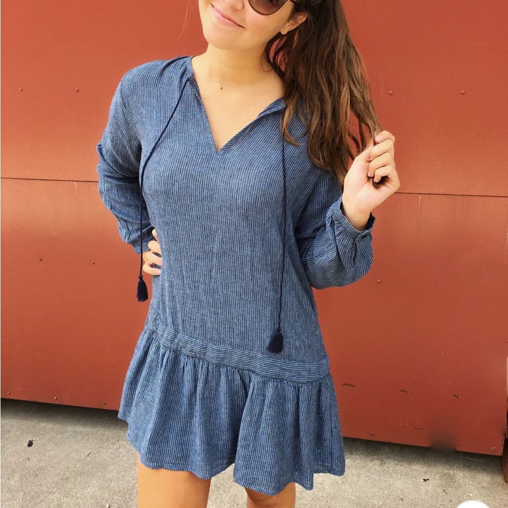 Rails Lydia Salem Stripe Blue Dress Size Medium Pullover Ruffle Front Tie